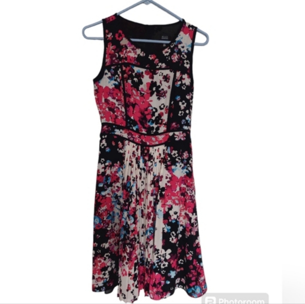 Saks Fifth Avenue Black Pink Midi Modest Dress Floral sz 2 Classic Fit Flare